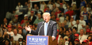 Trump Praises Modi as “Great Friend” but Criticizes India’s Tariffs Trump Signs Massive Executive Order